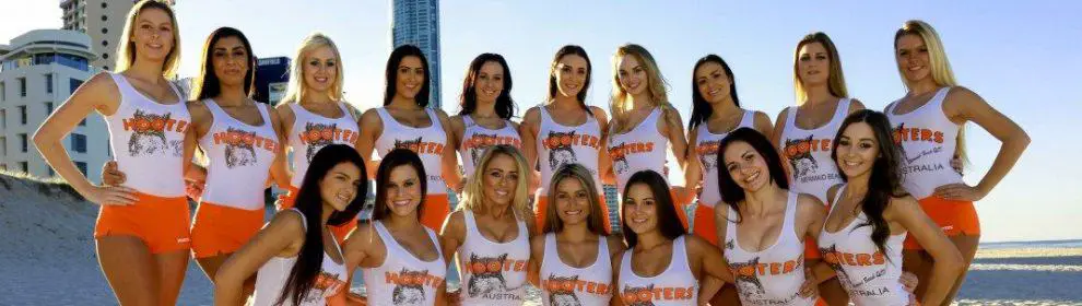 Hooters Restaurant